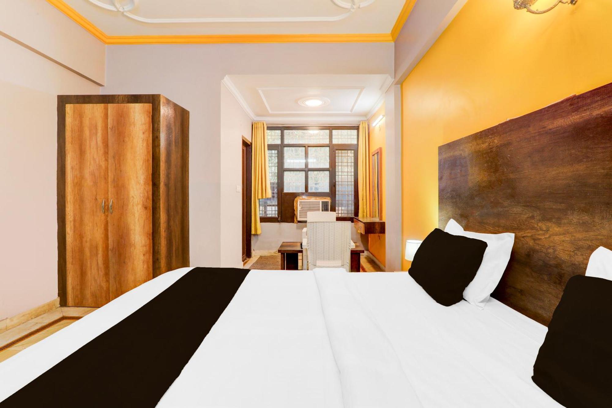 Super Hotel O Insaf Nagar Munshipuliya Formerly Vibrant Chinhat Zewnętrze zdjęcie